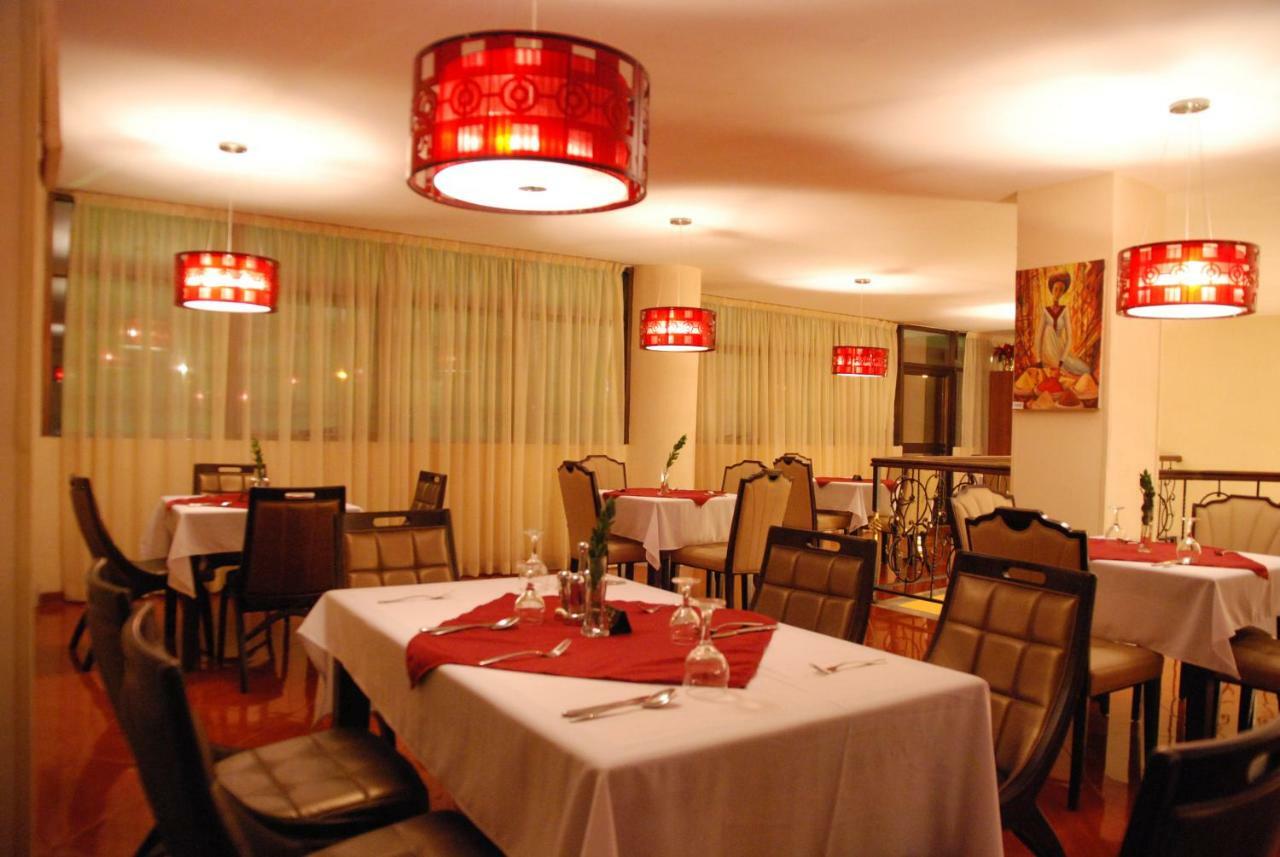 Churchill Addis Ababa Hotel Esterno foto